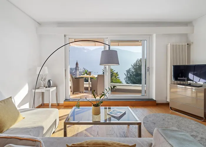 View Including Parking * Ascona